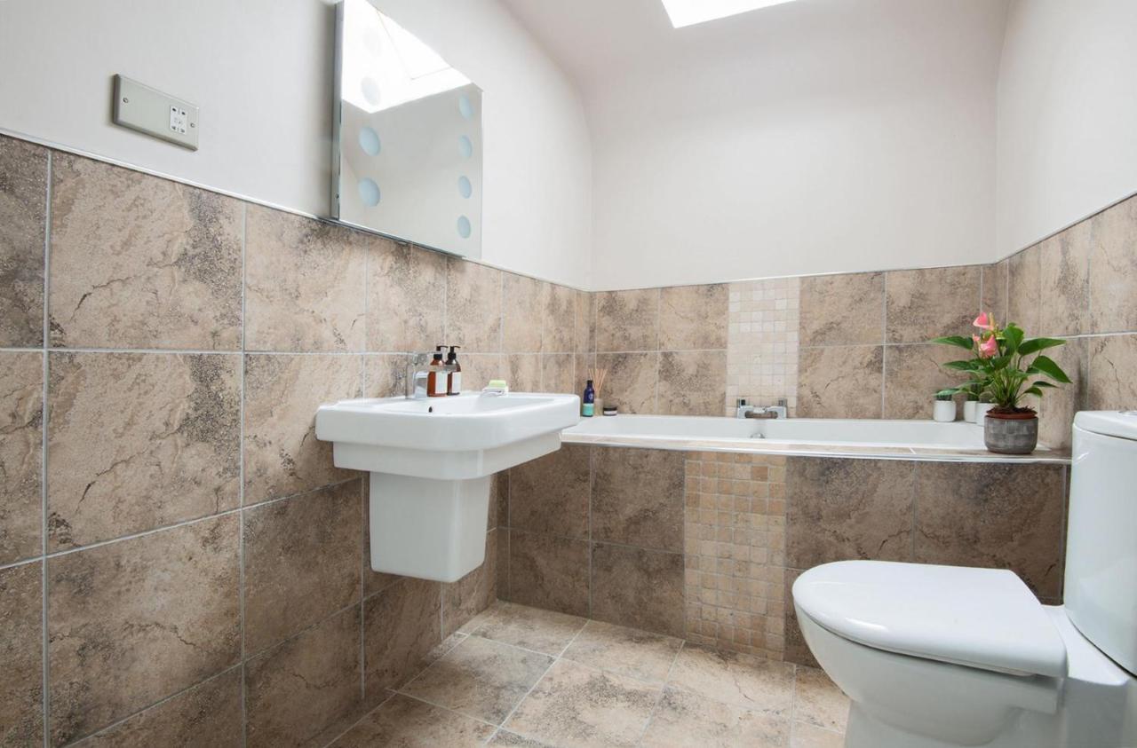 Unique 2 Bedroom In Flat Kirriemuir - Scotland Екстер'єр фото