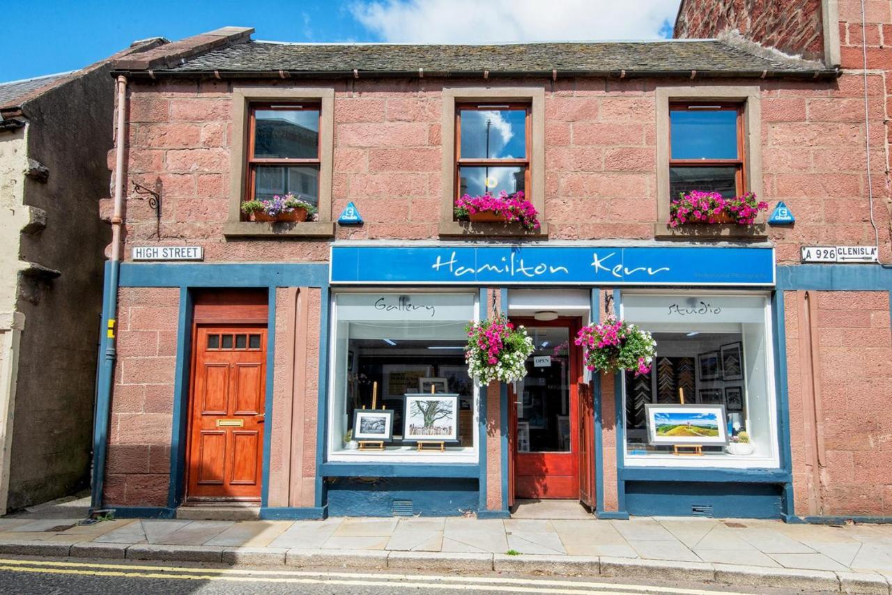 Unique 2 Bedroom In Flat Kirriemuir - Scotland Екстер'єр фото